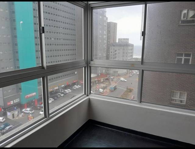 3 BEDROOM PROPERTY TO RENT IN NORTH BEACH